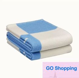 Letter Cashmere Designer Blanket Soft Wool Scarf Shawl Portable Warm Plaid Sofa Bed Fleece Knitted Throw