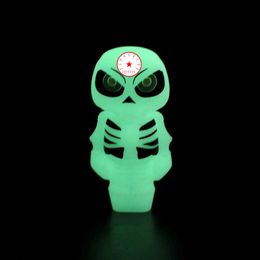 Latest Glow In The Dark Silicone Pipes Skeleton Skull Hand Portable Herb Tobacco Oil Rigs Spoon Glass Nineholes Philtre Bowl Cigarette Holder Smoking Tube