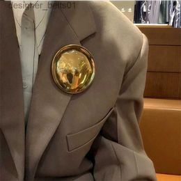 Pins Brooches Big Statement Irregular Fashion Metallic Round Slice Brooches For Women Personality New Jewellery Brooch PinsL231120