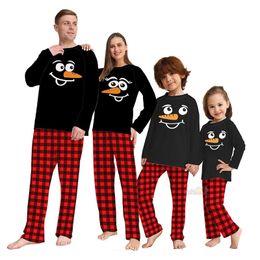 Family Matching Outfits 2024 Christmas Father Mother Kids Family Matching Pyjamas Outfits TopsPants Plaid Mommy Daughter Dad Son Xmas Pyjamas Clothes 231121