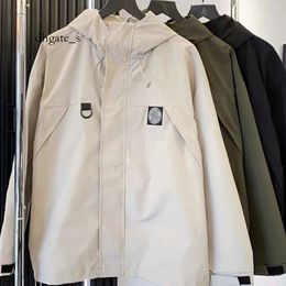 giacca stoneisland da uomo bianca con cappuccio sciolto primavera autunno cappotto in pietra antivento rimborsabile e non scambiabile