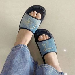 The Row Shoes High-quality Rabbit Ear Thick Soled Slippers Liu Wen Wears Same Style in Summer Revealing Teeth One Word Slippers Denim Sandals for Women