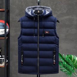 Men's Vests Brand Men' Hooded Vests Warm Sleeveless Vest Jackets Winter Fashion Male CottonPadded Vest Coats Men Warm Waistcoats 231120