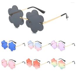 Sunglasses Funny Sunflower Shaped Women Fashion Sun Glasses Retro Steam Oversize Rimless Party Eyewear UV400 Shades