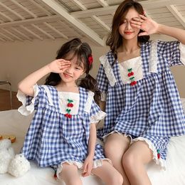 Family Matching Outfits Mother and Daughter Home Clothes Family Matching Pajamas Summer Women's Pajamas Set for Sleeping Mom Baby Girl Night Wear 230421