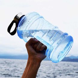 Mugs 22L Large Capacity Multifunction Water Bottle With Handle Training Sports Workout Drink Bottle Outdoor Running Gym Water Kettle Z0420