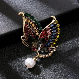 Brooches Vintage Rhinestone Butterfly Pearl Brooch Stylish Exquisite Sweater Suit Corsage Metal Pins Jewelry Gift