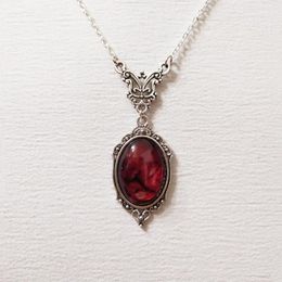 Pendant Necklaces Gothic Blood Red Quartz Charm Necklace Butterfly For Women Vampire Embossed Witch Jewellery Accessories Vintage Chokers
