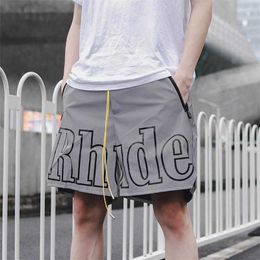 Designer Clothing short casual Rhude 22ss New York Limited Letter 3m Reflective Printed Shorts Unisex Hip Hop Casual Pants Beach Pants Couples Joggers Sportswear