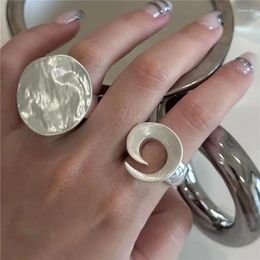 Cluster Rings Irregular Silver Color Brushed Metal Wreath Adjustable Crescent Shape Design Personalized Jewelry Gifts For Men And Women 2023