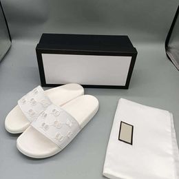 Ciabatte firmate Pantofole uomo donna Sandali di lusso Sandali di marca Sandali infradito in vera pelle Slide Scarpe casual Sneakers Stivali di