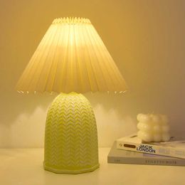 Table Lamps Creative modern interior decoration simple Scandinavian style ceramic table lamp pleated led bedroom bedside study night light AA230421