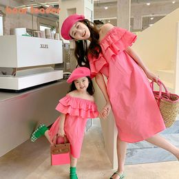 Family Matching Outfits Bear Leader Mothers and Childs Dress Korean Version Girls Double Layer Ruffle Edge One Line Neck Dress Summer Clothes 230421