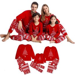 Family Matching Outfits Winter Pajamas Christmas 2023 Year Fashion Baby Boy Clothes Mother Kids Couples 231121