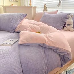 Bedding sets Good Quality Super Soft Thick Coral Fleece 4pcs Bedding Set Winter Quick Warm Velvet Quilt Cover Solid Colour Flannel Flat Sheet 231120