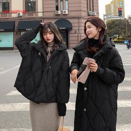 Women's Trench Coats Horn Buttons Parkas Oversized Fashion Long Cotton Women 2023 Winter Hooded Thick Jacket Loose Overcoat Korean Style