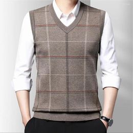Men's Vests V-neck Sweater Vest Men Casual Stylish Mid-aged Knitted Plaid Print Soft Warm For Fall Spring