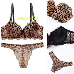 Womens Thong Sexy Underwear Set Push up Bra Brassiere Women Lingerie Set Lace Panties Bra Sets Sexy Leopard Lingerie Femme T200602