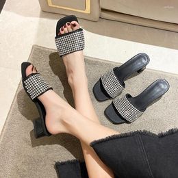 Slippers Rhinestone Women Summer Fashion One-word Drag Square Head Flat Bottom Vacation Travel Beach Sandals And Ladies