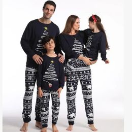 Family Matching Outfits Merry Christmas Family Matching Outfits Pyjamas Set Dad Mom Kids Baby Sleepwear Red Navy Pants Shirts Rompers Xmas Gifts 231121