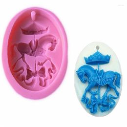 Baking Moulds 3D Carousel Horse Silicone Cake Decorating Mould Tools Sugar Candy Chocolate Moulds Fondant Decoration Easter Decor