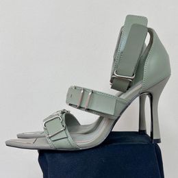 Sandals Retro High Heel Summer Unique Metal Decor One Strap Design Women Pumps Appear Thin Pointed Toe Ladies