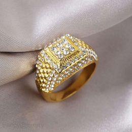 패션 프리미엄 남성 반지 과장 다이아몬드 매개 힙합 수공예품