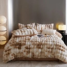 Bedding sets Svetanya Warm Faux Fur Set Double Queen King Size Bed Linens Winter Blanket Cover Sheet Pillowcase 231121