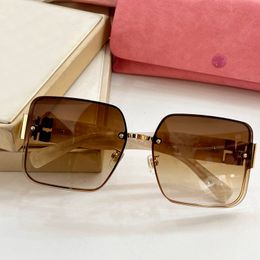 Gold Metal Square Sunglasses Brown Gradient Women Sunnies Gafas de sol Designer Sunglasses Shades Occhiali da sole UV400 Protection Eyewear