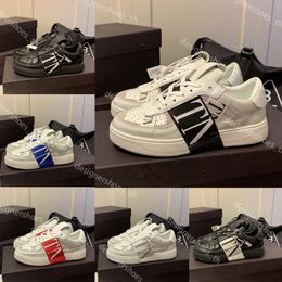 Designer sneakers mens skor lyx kvinnor mode låg topp kalvskinn sko tyg sneaker andas bekväm promenadsko