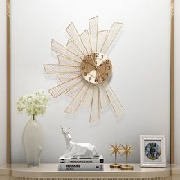 Wall Clocks Luxury Nordic Clock Modern Design Simple Metal Fashion Art Digital Living Room Reloj De Pared Home Decoration