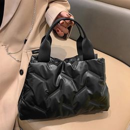 Evening Bags Winter Quilted Nylon Shopper Tote Bag Large Capacity Shoulder Bag Fashion Space Pad Cotton Casual Top-handle Bag Design Handbags 231121