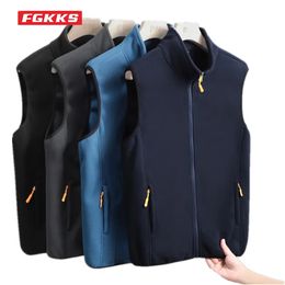 Men's Vests FGKKS Autumn Men Casual Vest Jacket Solid Colour Stand Collar Polar Fleece Vest Fishing Hiking Couple Warm Vest Coat Male 231120