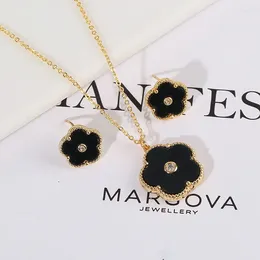 Necklace Earrings Set 2 Pcs Luxury Five-leaf Flower Women Jewelry Accessories Gold Plated HypoallergenicWedding Gifts Z630