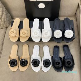 Flat Sandals Rubber Designer Women Sandal Leather Slides Slip on Shoes Waterproof Slipper Summer Outdoor Indoor Slides