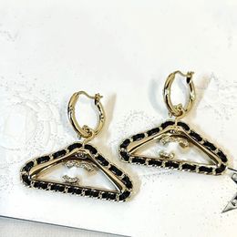 Designer Hoop Earrings CHarm Womens Gold Plated Jewelry C Classic Design Brand Bag Earrings for Women Lovely coat hanger shape earings Gift