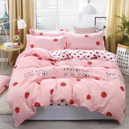 Bedding sets Strawberry Pink Double Sided Comforter Set Queen Full Single Twin Size Bed Linen Duvet Cover Love Heart Sheet Pillowcase 231121