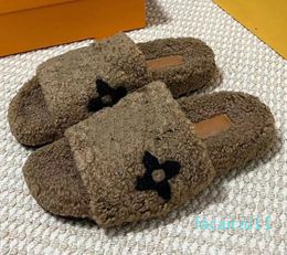 Designer Furry Fluffy Slippers Womens Ladies Luxury Sandals Fur Slipper Slides Winter Keep Warm House Platform Flat Mule Sliders Home Fuzzy Sandles Shoe