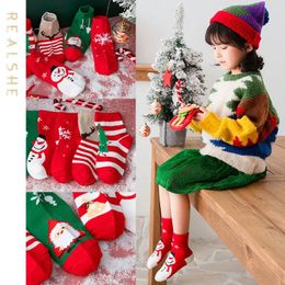 Skarpetki dla dzieci 5pcs Sock Baby Sock in the Tube Children's Autumn Winter Children's Socks Boys Cartoon Red Christmas Socks 231121