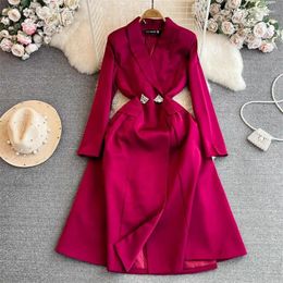 Women's Suits Autumn Winter French Hepburn Style Blazer Dress Women Elegant Long Sleeve Suit Collar Slim A-Line Windbreaker Coat Z3856