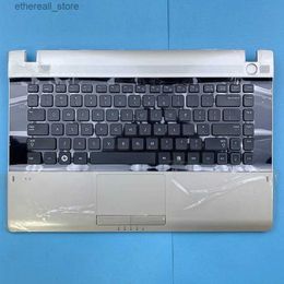 Keyboards US Gold Palmrest Laptop Keyboard for Samsung RV411 RV415 RV420 BA75-03162A US Layout Q231121