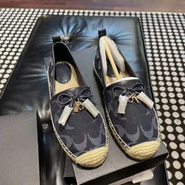 Nuovo stile Ricamo di scarpe da pescatore Scarpa casual Scarpe da passeggio coac Classico estivo Spiaggia di tela Mocassino da uomo Collins Scarpa da ginnastica da esterno piatto Sandalo da donna confezione regalo