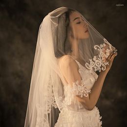Bridal Veils Wedding Accessories White/Ivory Fashion Appliqued Edge Short Two Layer Veil With Comb High Quality