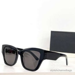 Sunglasses New fashion Sunglasses for women summer style proofed retro full frame glasses with frameMulti-color option