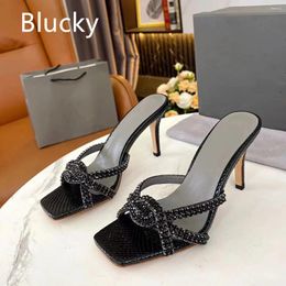 Sandals 2023 Women's Thin Heel Square Head Diamond Inlay Genuine Leather High Quality Party Shoe Ventilate Luxury Design