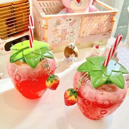 Water Bottles 500ml Summer Cute Strawberry Straw Water Bottle Milk Coffee Straw Cup for Home waterbottle with strawwater bottle for girls 231120