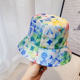 Women Mens Caps Designers Luxury Brand Bucket Hats Sunhat Casquettes Outdoor Fishing Cap Summer Fitted Hat Wide Brim Hats Gradient Colour box