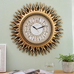 Wall Clocks American Fashionable Living Room Clock Retro Decoration Hanging Sun Mute Watches Decorations Ornaments Housewarming Gift