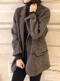 Wełniane mieszanki damskiej w garniturze i kurtka swobodna krata luźna zimowa płaszcz dla kobiet w pojedynczej piersi kieszenie koreańskie 231120