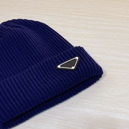 High Quality Beanie Designer Classics Triangle Bonnet Men Cashmere Knitted Hat Women Skull Cap Winter P Hats Baseball Caps Fashion Beanies 9 Colors